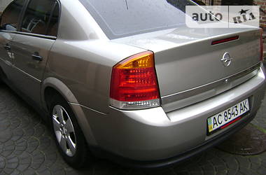 Седан Opel Vectra 2003 в Луцке