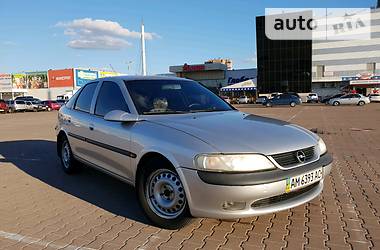 Хэтчбек Opel Vectra 1998 в Житомире