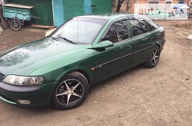 Хэтчбек Opel Vectra 1996 в Хмельницком