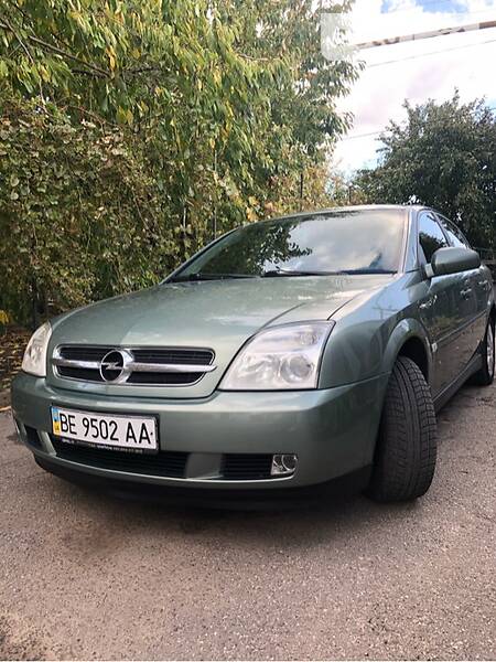 Седан Opel Vectra 2004 в Врадиевке