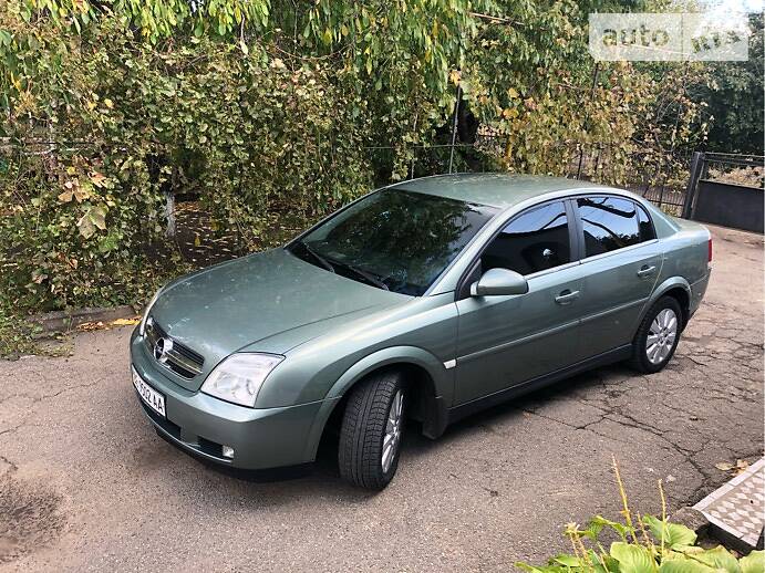 Седан Opel Vectra 2004 в Врадиевке