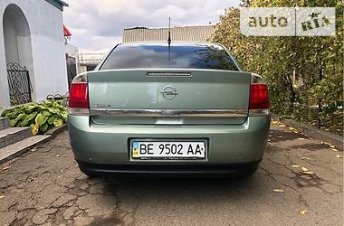Седан Opel Vectra 2004 в 