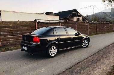 Седан Opel Vectra 2004 в Хусте