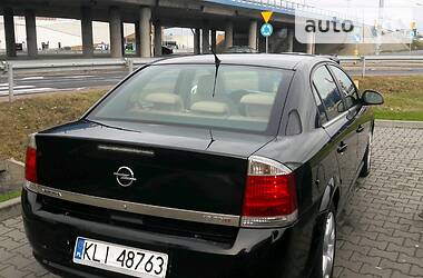 Седан Opel Vectra 2007 в Львове