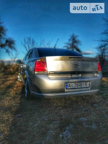 Седан Opel Vectra 2006 в Білій Церкві