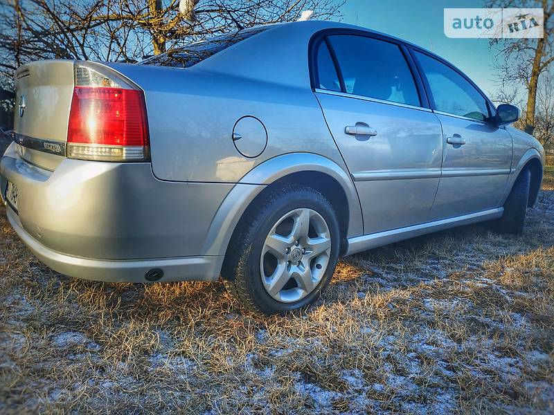 Седан Opel Vectra 2006 в Білій Церкві