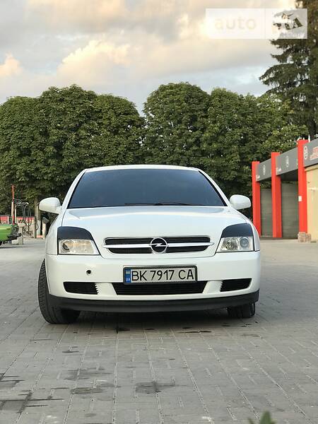 Седан Opel Vectra 2003 в Дубно