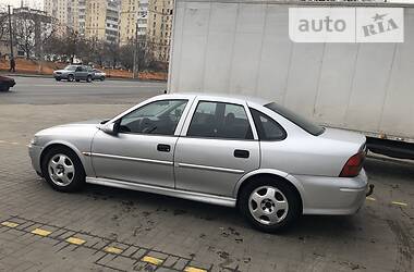 Седан Opel Vectra 2002 в Одессе