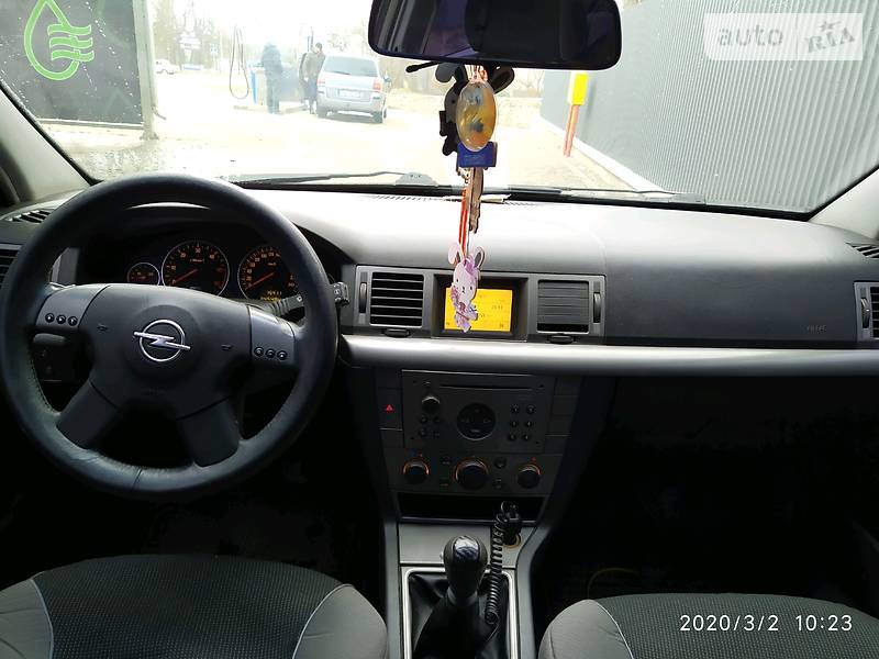 Седан Opel Vectra 2004 в Тернополе фото 8 Седан Opel Vectra 2004 в Тернополе