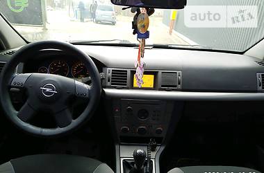 Седан Opel Vectra 2004 в 