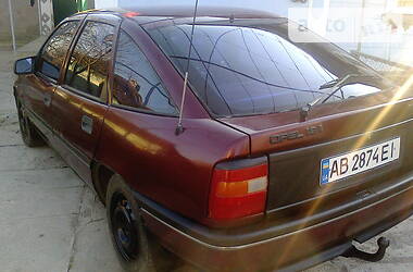 Хэтчбек Opel Vectra 1992 в Жмеринке