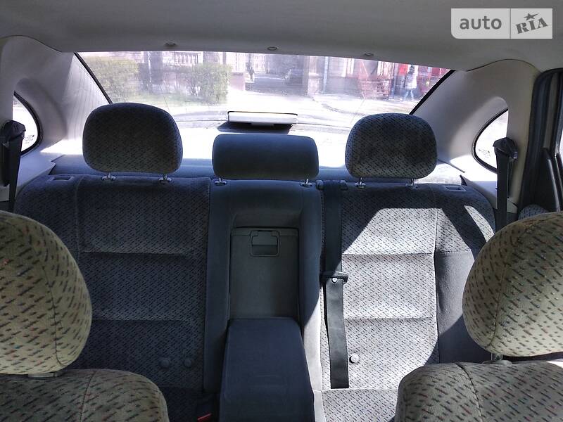 Седан Opel Vectra 1997 в Запорожье