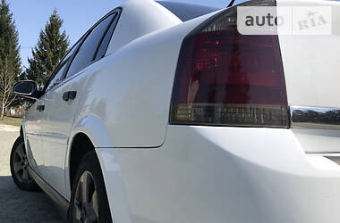 Седан Opel Vectra 2003 в 