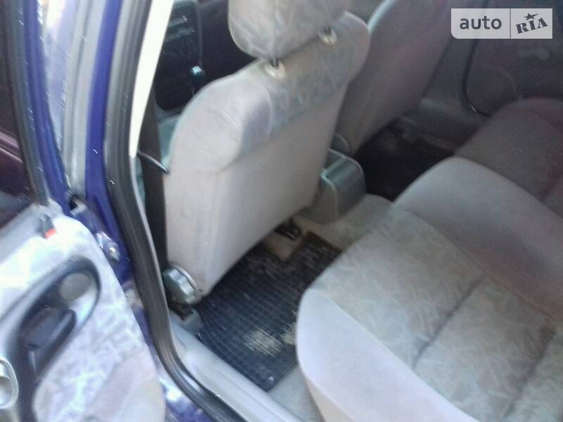 Седан Opel Vectra 1996 в Бориславі