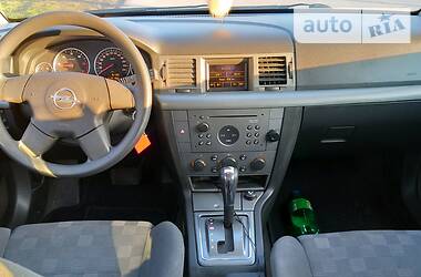 Універсал Opel Vectra 2004 в 