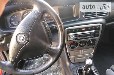 Хетчбек Opel Vectra 1999 в 