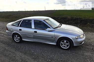Хетчбек Opel Vectra 1999 в 