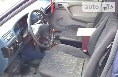 Седан Opel Vectra 1990 в 