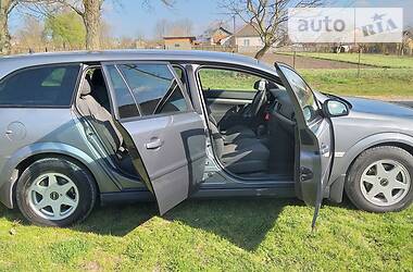 Універсал Opel Vectra 2004 в 