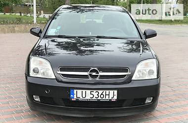 Универсал Opel Vectra 2004 в 
