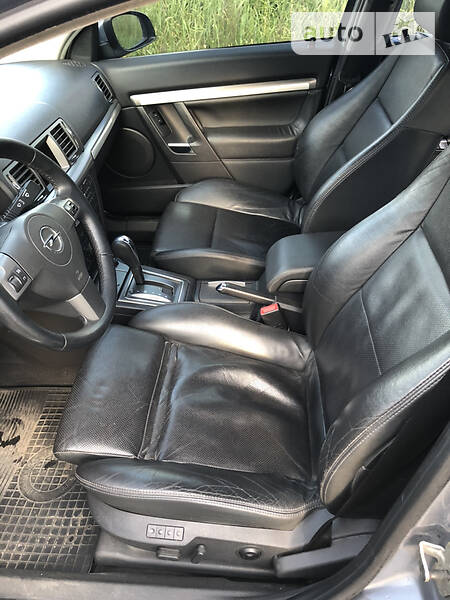 Седан Opel Vectra 2008 в Києві