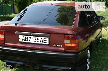 Хэтчбек Opel Vectra 1990 в Черновцах