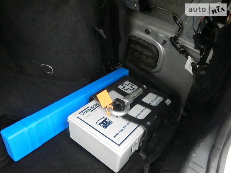 Седан Opel Vectra 2000 в Сарнах