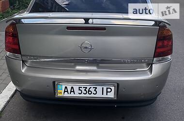 Седан Opel Vectra 2004 в Києві