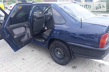 Седан Opel Vectra 1991 в Черновцах