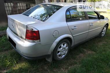 Седан Opel Vectra 2004 в Киеве