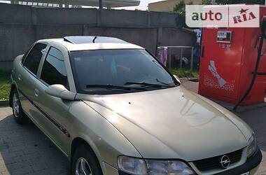 Седан Opel Vectra 1996 в 