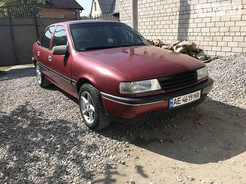 Хэтчбек Opel Vectra 1989 в Днепре