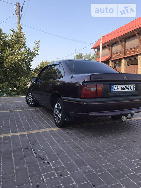 Седан Opel Vectra 1995 в Мелитополе