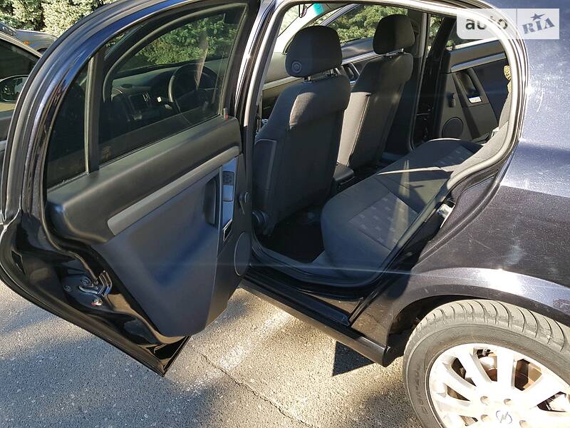 Седан Opel Vectra 2006 в Одесі