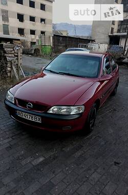 Седан Opel Vectra 1996 в Рахове