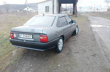 Седан Opel Vectra 1990 в Ивано-Франковске