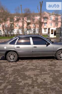 Седан Opel Vectra 1989 в Кривом Роге