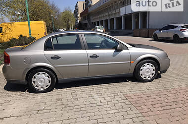 Седан Opel Vectra 2002 в Івано-Франківську