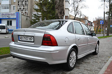 Седан Opel Vectra 2001 в Могилев-Подольске