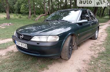 Седан Opel Vectra 1998 в Калуше