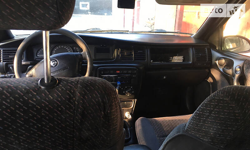 Седан Opel Vectra 1997 в Ланівці