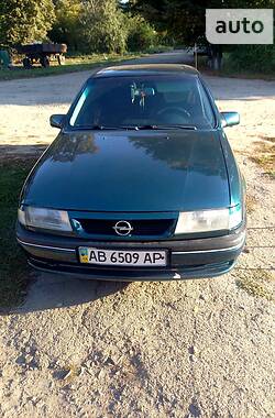 Седан Opel Vectra 1994 в Деражне