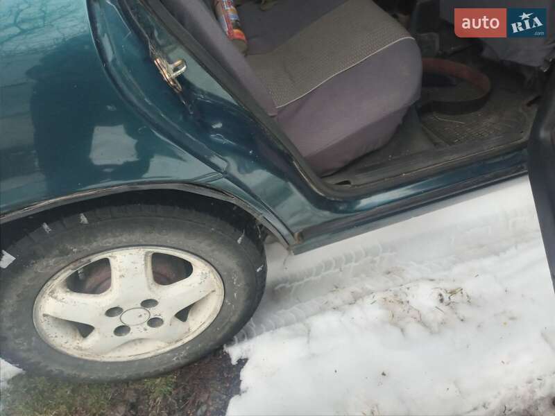 Седан Opel Vectra 1994 в Стрые