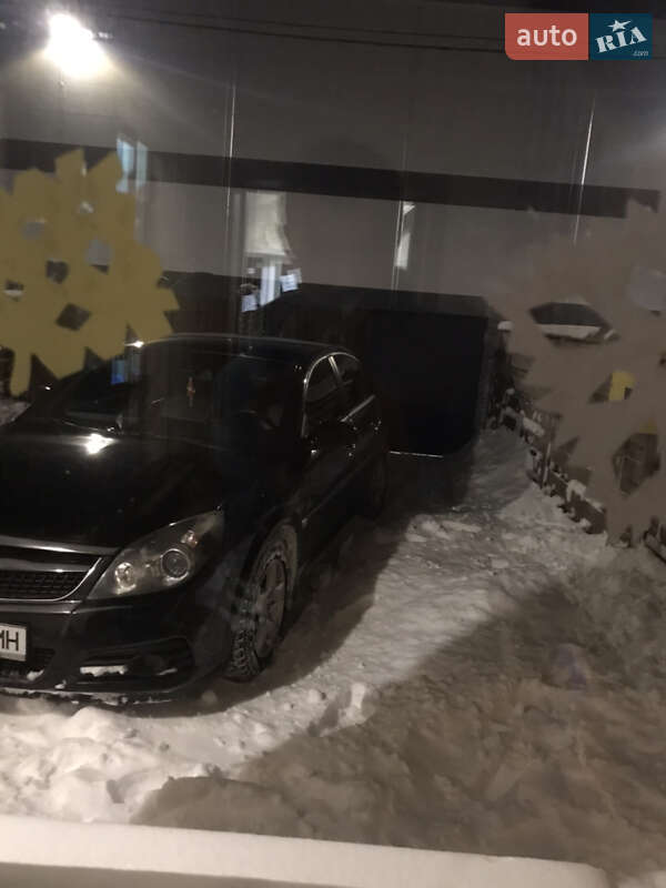 Седан Opel Vectra 2008 в Петропавловской Борщаговке