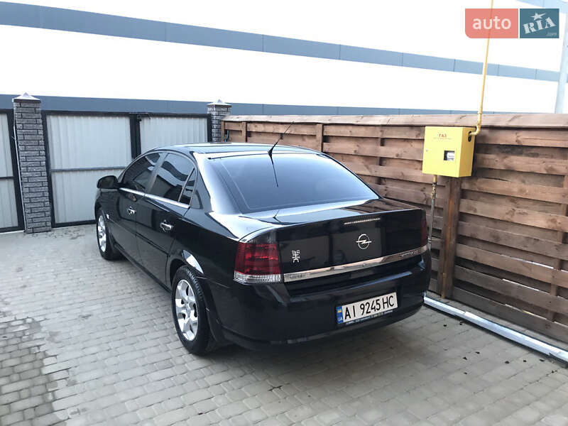 Седан Opel Vectra 2008 в Петропавловской Борщаговке