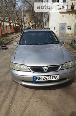 Хэтчбек Opel Vectra 2000 в 
