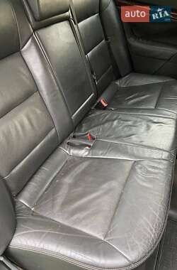 Седан Opel Vectra 2004 в 