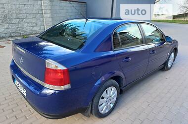 Седан Opel Vectra 2003 в Киверцах