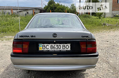 Седан Opel Vectra 1995 в Стрые