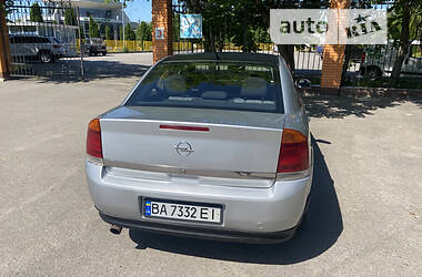 Седан Opel Vectra 2002 в Александрие